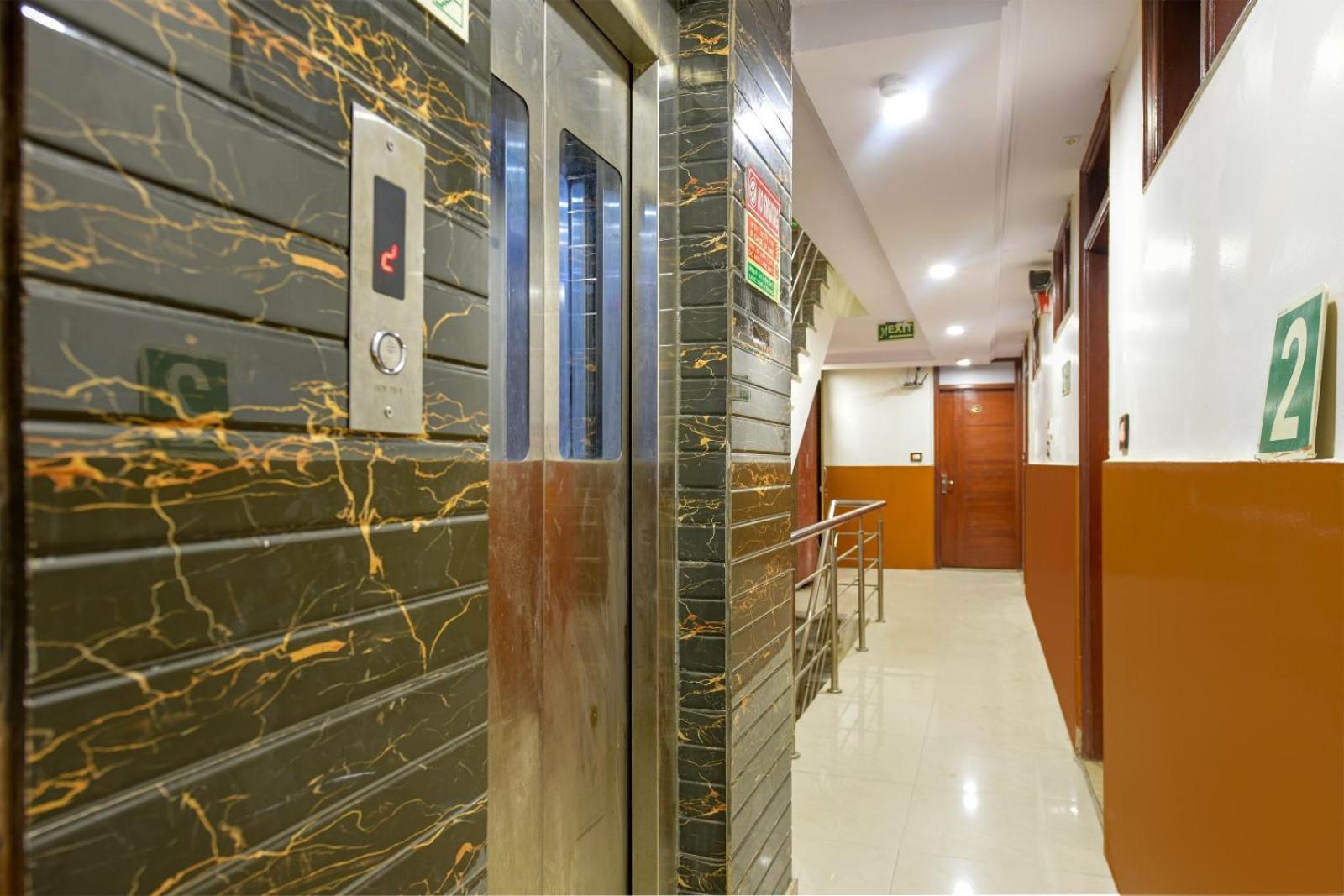 Hotel The Prem Nueva Delhi Exterior foto